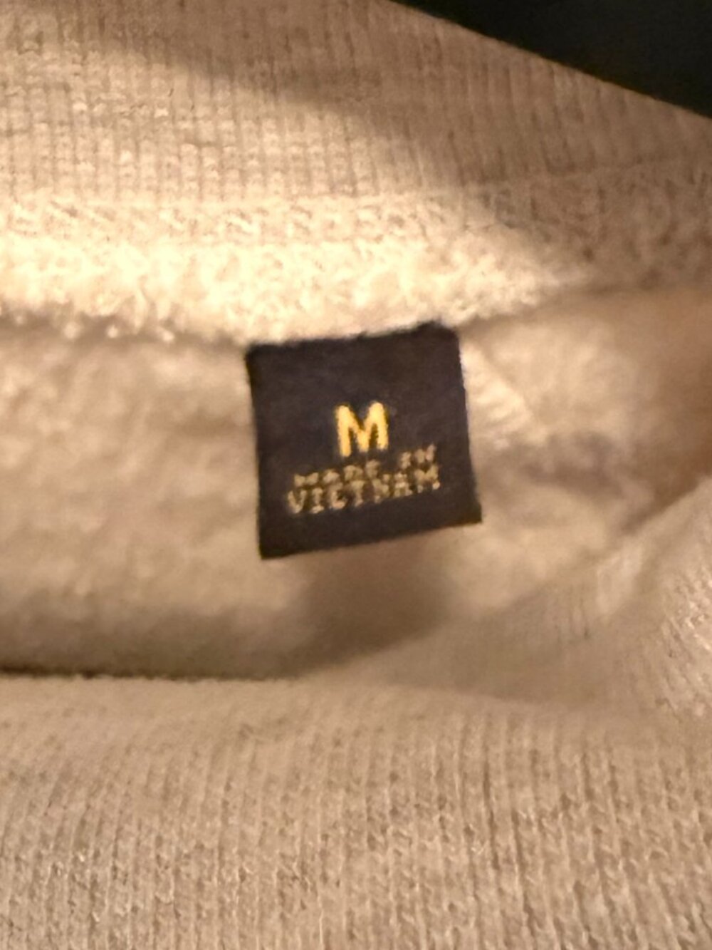 Todd Snyder LLBean Duck Scene Turtleneck |size medium | Rare & Collectible - Picture 4 of 5